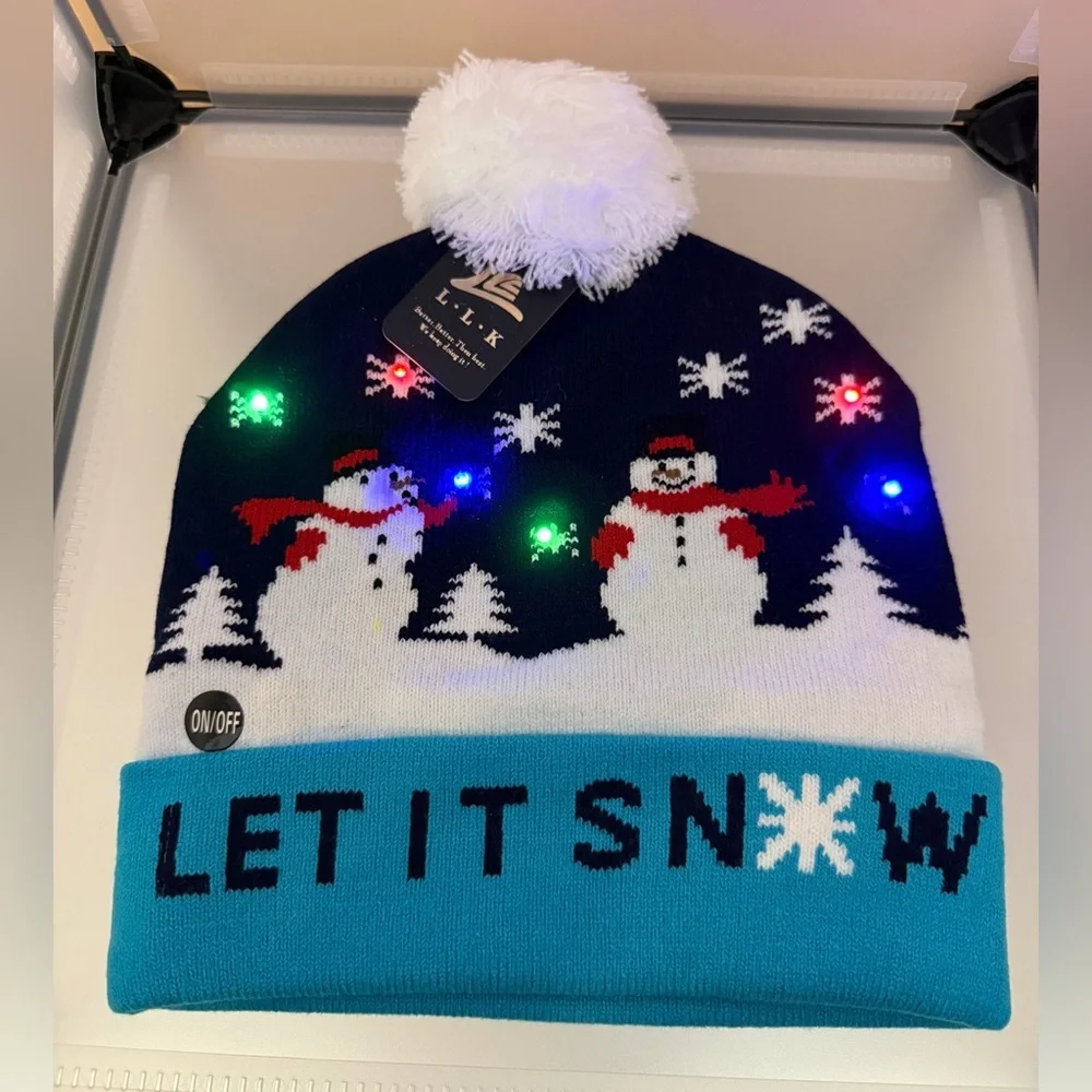 Christmas Festive Adults & Kids Light Up Pom-Pom Beanie One Size NWT
